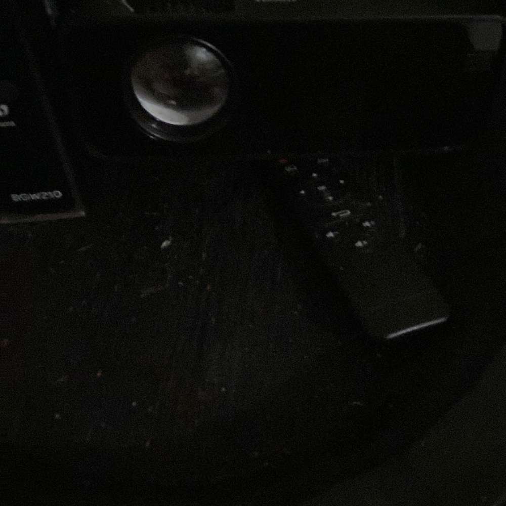 Keystone projector with remote